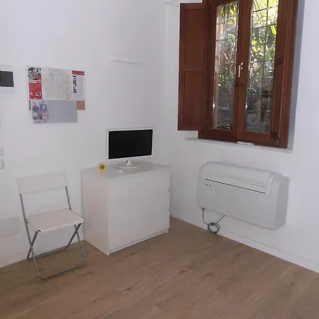 Monolocale Santo Stefano Appartamento *